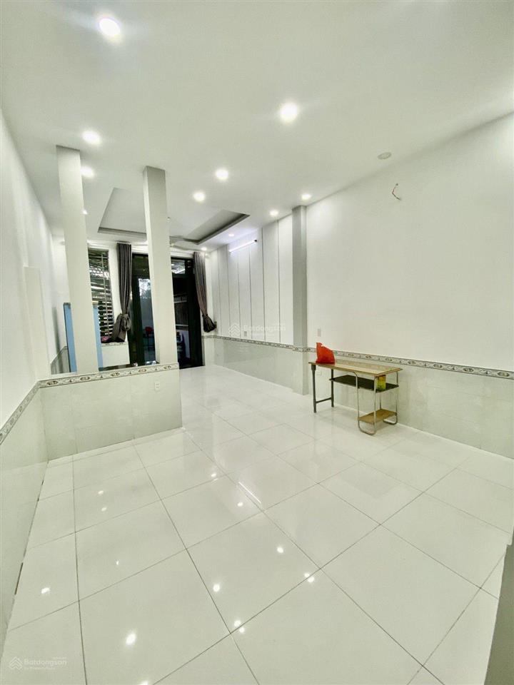 Bán nhà mặt phố lâm thị hố, 4,1 tỷ, 68 m2, 2pn, 2wc, 2 tầng, đường nhựa 10m