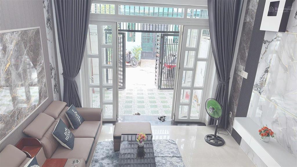 Nhà thạnh lộc 22 q12 hẻm xe hơi thông  ngay cụm trường học các cấp, cao đẳng