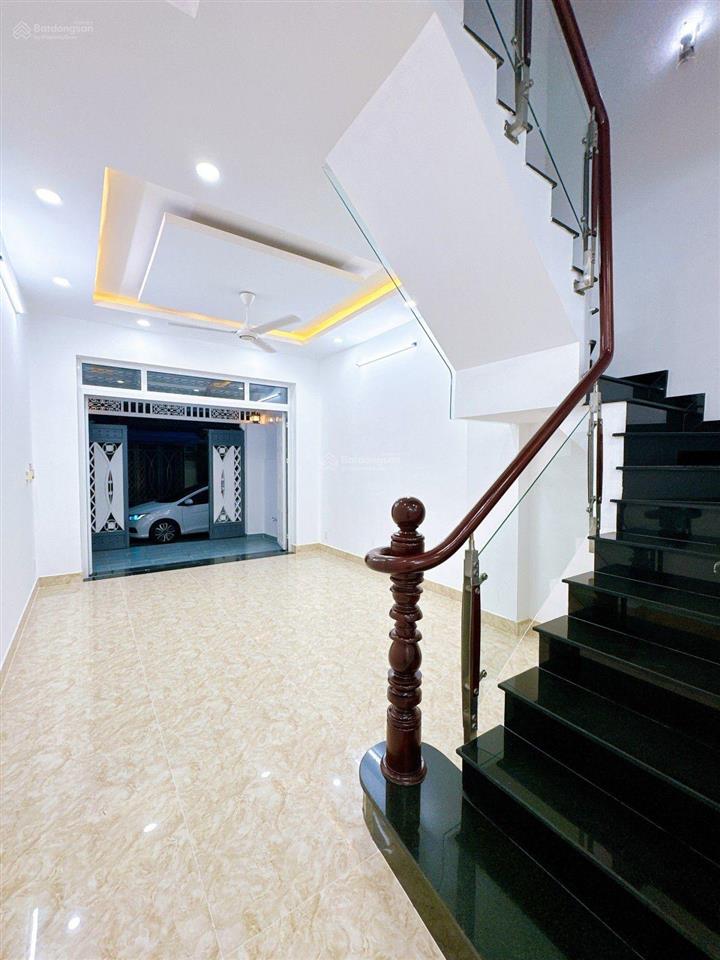 Hẻm ô tô rộng 6m, 3 tầng, 4 ngủ, giáp gò vấp