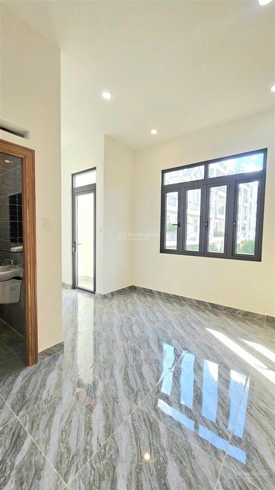 Nhà mới tl26 q12 hẻm xe hơi nhỉnh 5 tỷ