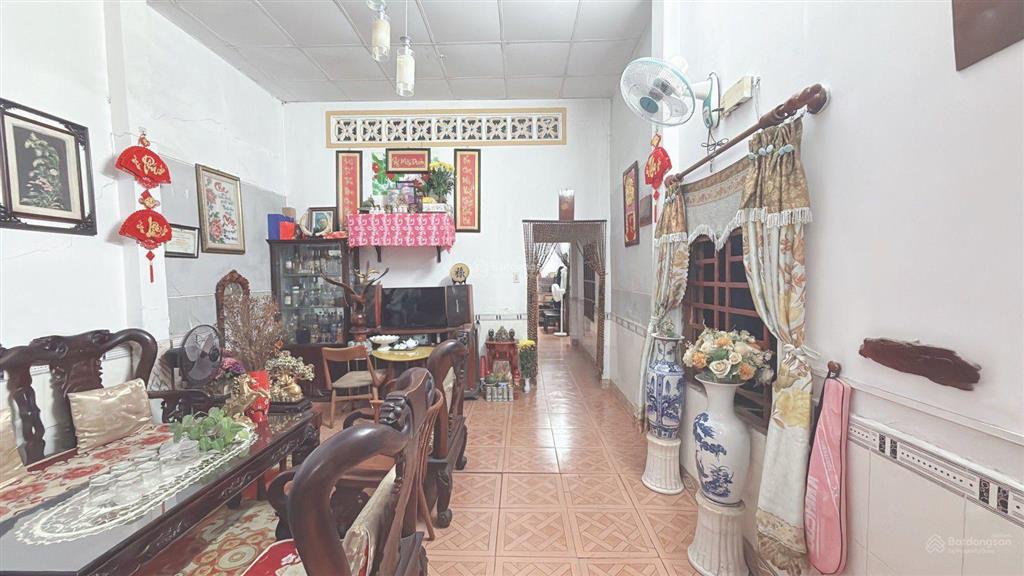 Quá rẻ nhà 102 m2 thổ cư chỉ 4.3 tỷ tại thạnh xuân 33, q12