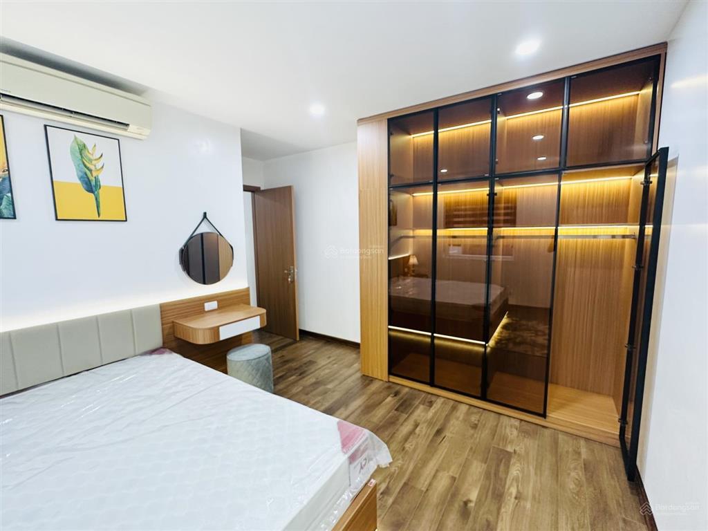 Bán căn góc tại 17t hoàng đạo thúy, 3pn, 2vs, full nội thất, ban công đông nam. 0858 601 ***