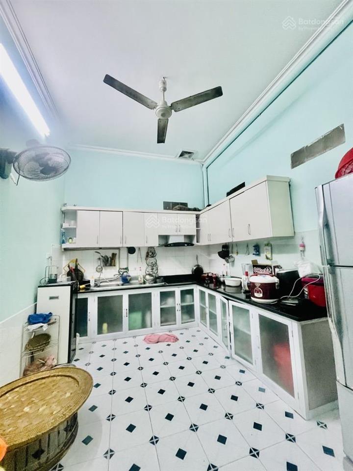 Bán nhà mặt phố lê trọng tấn , gara oto , kinh doanh sầm uất , dt 45m2 x 4 tầng cực đẹp