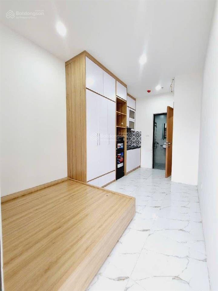 Tòa ccmn cao cấp hoàng văn thái , dt 70m2 x 6 tầng full nội thất , mt 5m , dòng tiền 1.2 tỷ/ năm