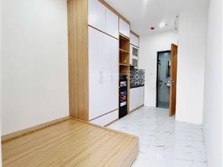 Tòa ccmn cao cấp hoàng văn thái , dt 70m2 x 6 tầng full nội thất , mt 5m , dòng tiền 1.2 tỷ/ năm