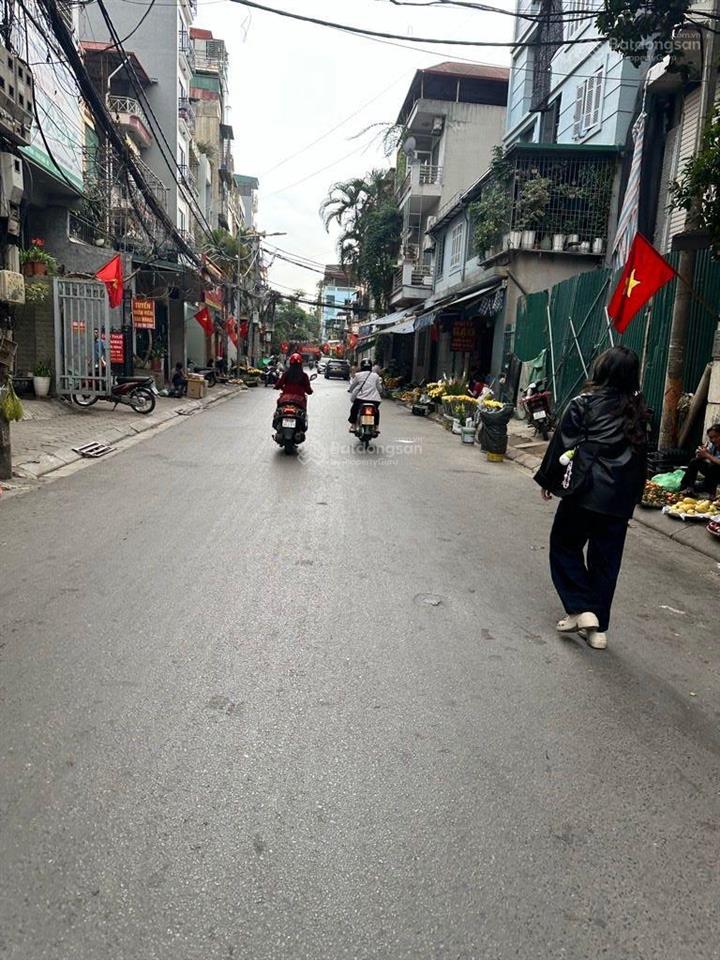 7 tầng thang máy , gara oto , phân lô phố vương thừa vũ , dt 50m2 , mt 5m , kinh doanh văn phòng