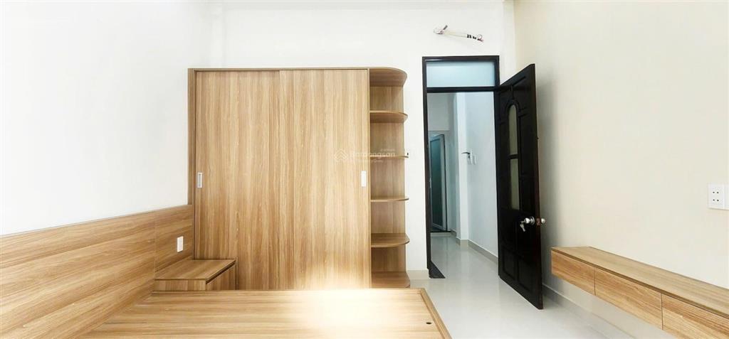 Nhà phố mt kênh hy vọng  phan huy ích ngay emart chỉ 5tỷ4