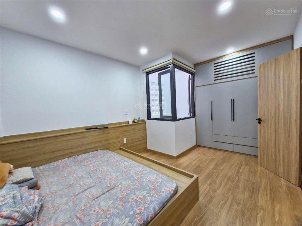 Nhà đẹp full nội thất, mt đường xe tải thông, gần bệnh viện thủ đức