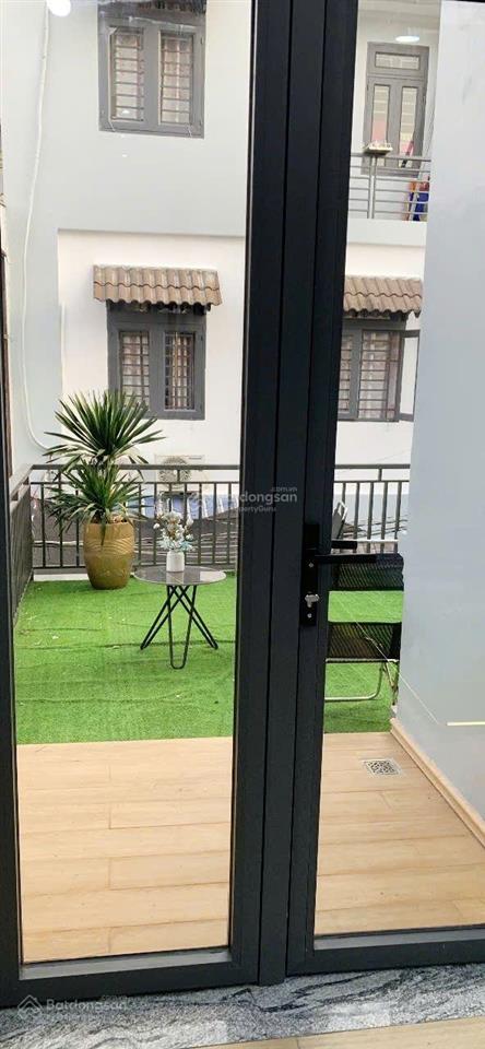Nhà phố 3 tầng đẹp gò vấp giáp tân bình, hẻm xe hơi, gần chợ phạm văn bạch