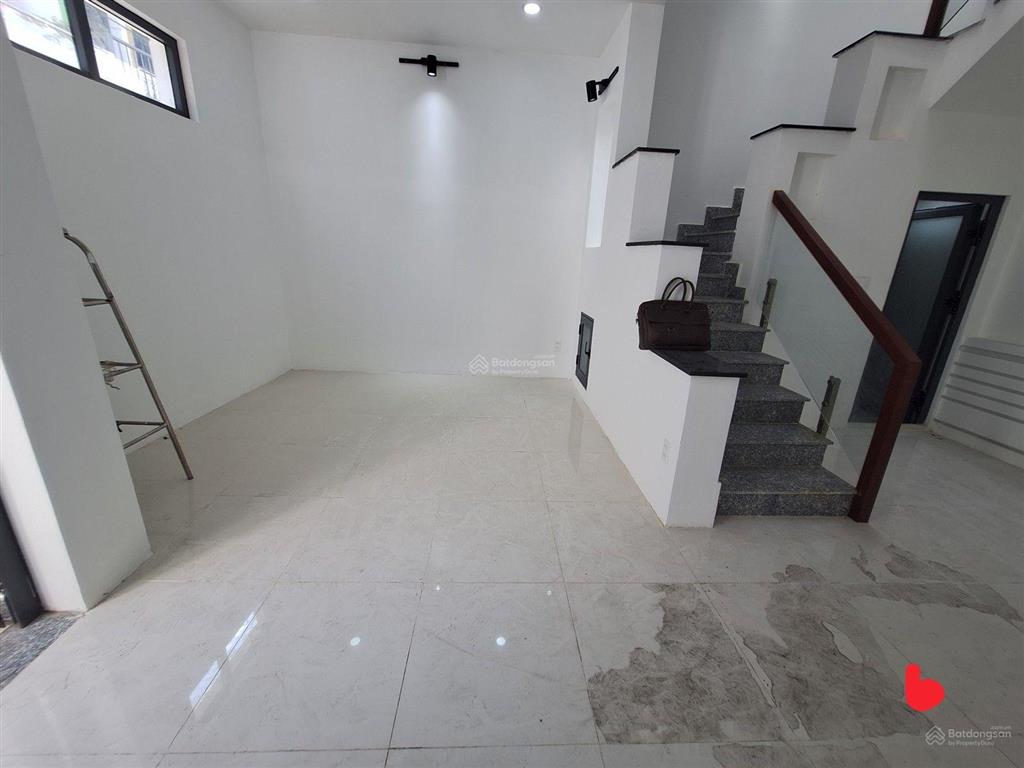 Nhà đẹp ngô chí quốc, tam bình, thủ đức, hẻm xe hơi 5m gần chợ nông sản thủ đức chỉ 4tỷ5