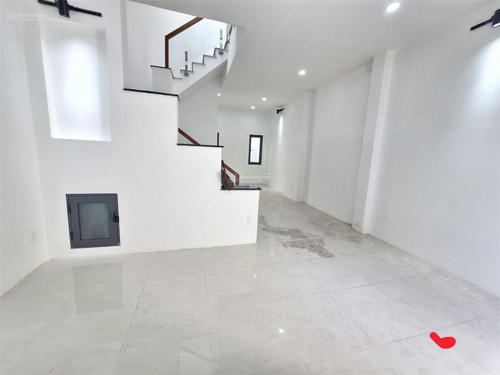 Nhà đẹp ngô chí quốc, tam bình, thủ đức, hẻm xe hơi 5m gần chợ nông sản thủ đức chỉ 4tỷ5