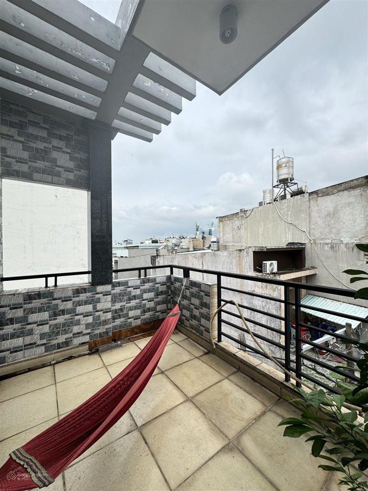 Nhà đẹp 3 tầng, đường số 8, linh xuân, thủ đức