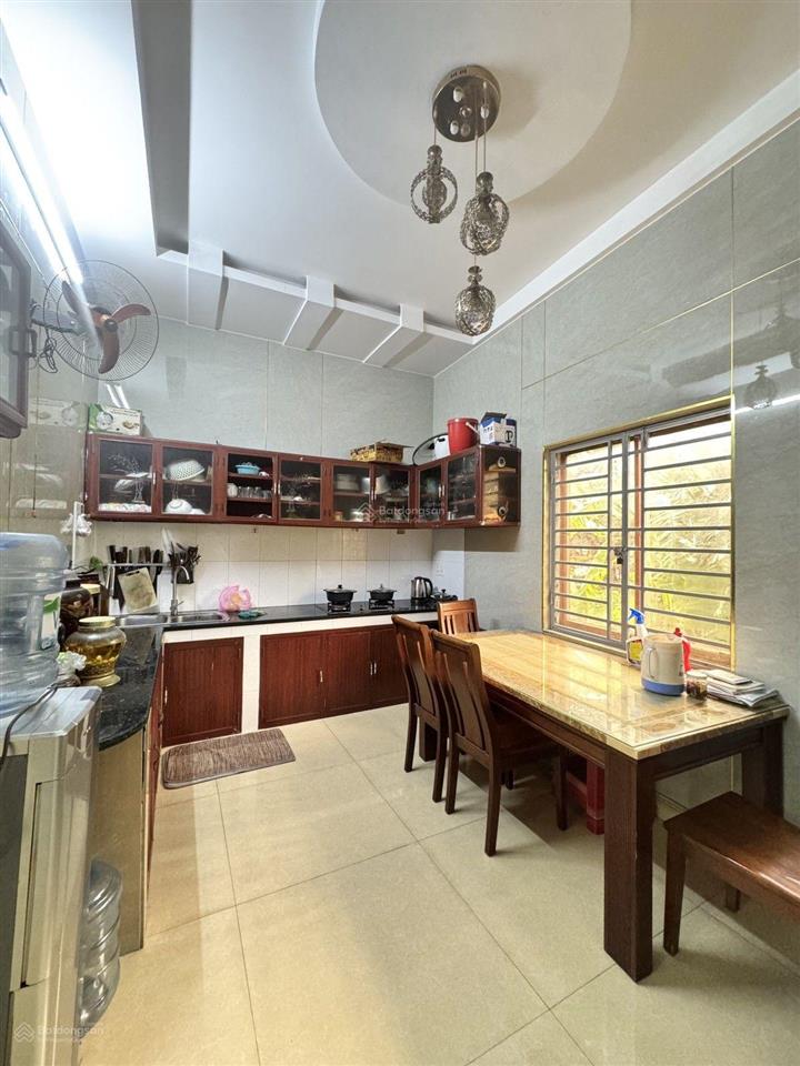 Nhà đẹp 3 tầng, đường số 8, linh xuân, thủ đức