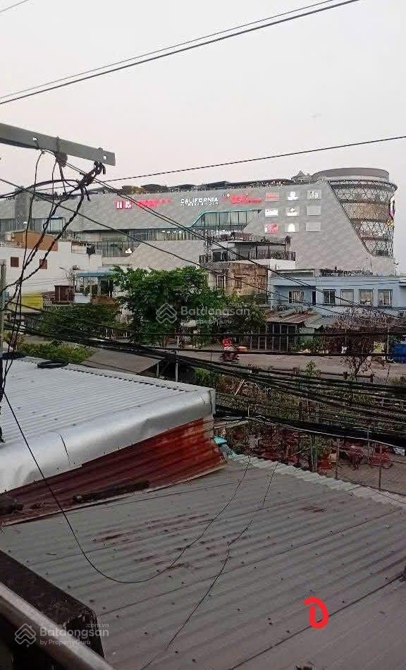 Nhà mtkd đường kha vạn cân, gần gigamall, sát đường phạm văn đồng