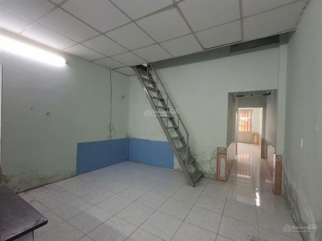 Nhà 2 tầng, gần chợ hiệp bình, gần gìgamall, p. hiệp bình chánh, thủ đức