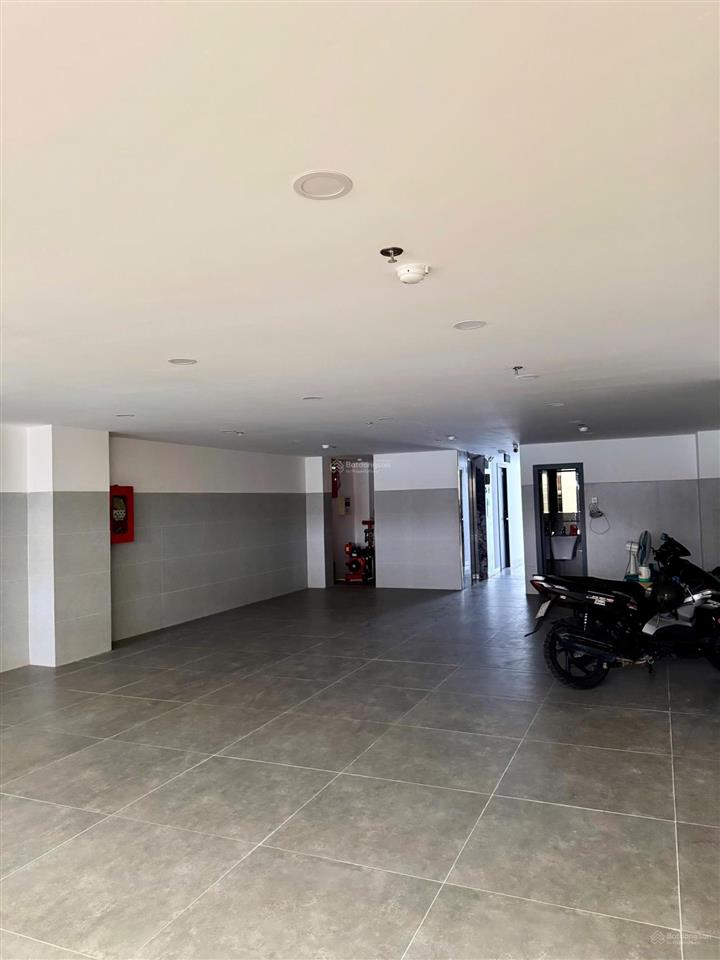7.5x22m,ngợp bank bán toà nhà 5 tầng, 160tr/tháng, đường 12m, phan văn trị, p10 gò vấp, 20 tỷ nhỉnh