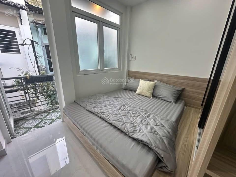 Nhà cô sáu bán ngộp giá mềm đường trần quang diệu, quận 3, gần đh sư phạm tphcm cơ sở 2, shr