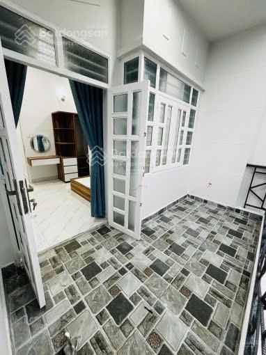 Cần bán gấp nhà đi mỹ hẻm phan đình phùng, phú nhuận, gần trường cđ kinh tế đối ngoại, dt 40,6m2