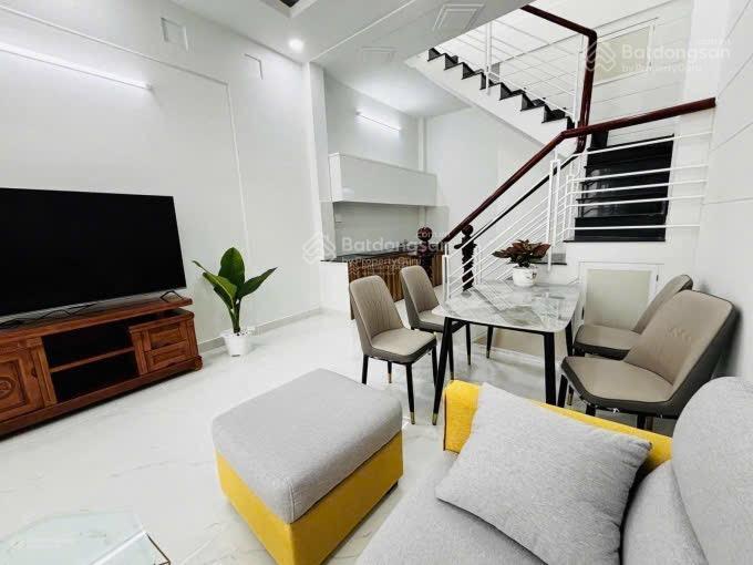 Cần bán gấp nhà đi mỹ hẻm phan đình phùng, phú nhuận, gần trường cđ kinh tế đối ngoại, dt 40,6m2
