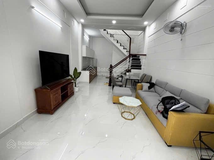 Cần bán gấp nhà đi mỹ hẻm phan đình phùng, phú nhuận, gần trường cđ kinh tế đối ngoại, dt 40,6m2