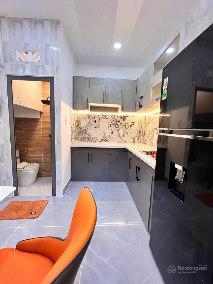 Gấp bán nhà đường nguyễn bỉnh khiêm, quận 1, gần chợ bến thành, sổ hồng riêng