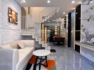 Gấp bán nhà đường nguyễn bỉnh khiêm, quận 1, gần chợ bến thành, sổ hồng riêng