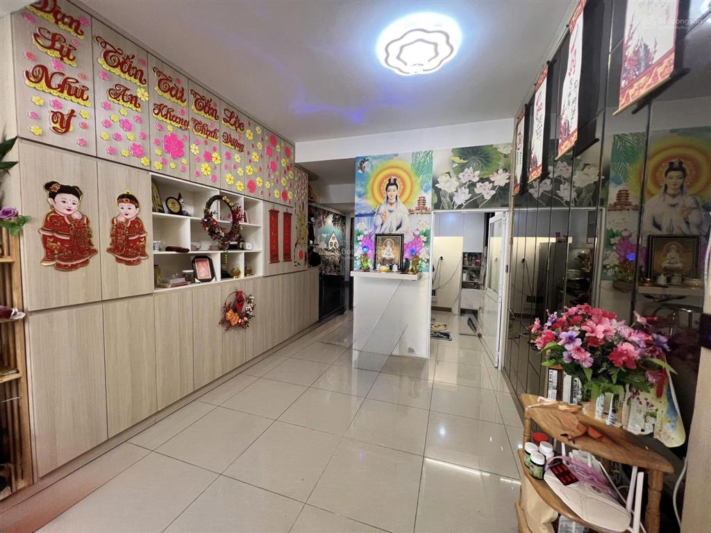 Bán căn hộ the era town 2pn giá tốt nhà đẹp full nội thất dọn vào ở ngay