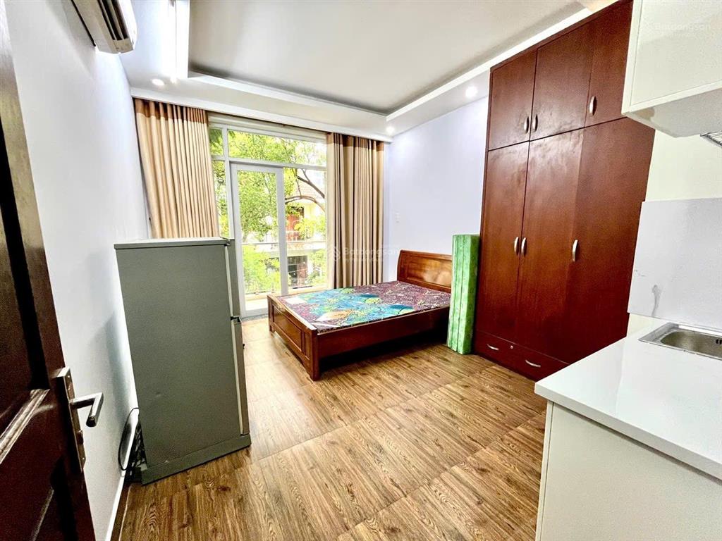 Phòng ban công diện tích rộng khu dân cư sadeco