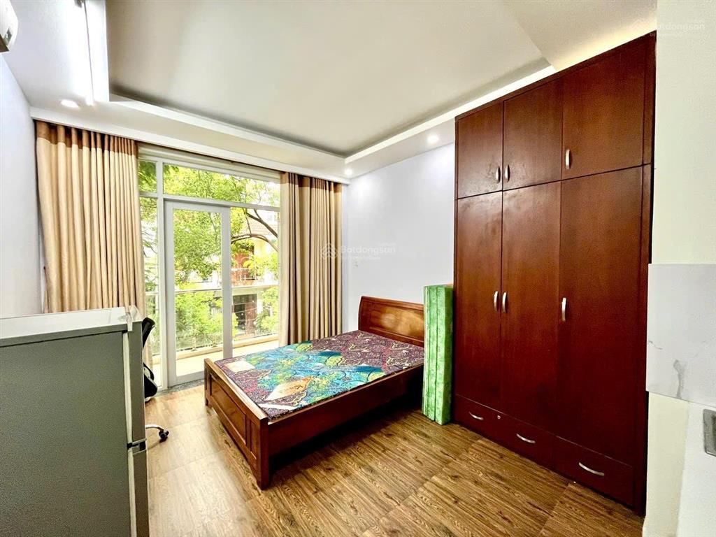 Phòng ban công diện tích rộng khu dân cư sadeco