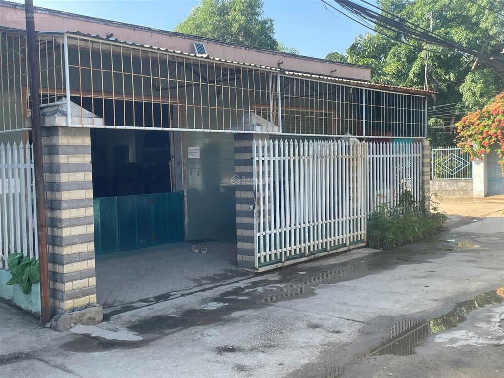 Bán đất nhà riêng diện tích 149 m gần quán bò nướng hai dân, đối diện xe máy thành doanh.