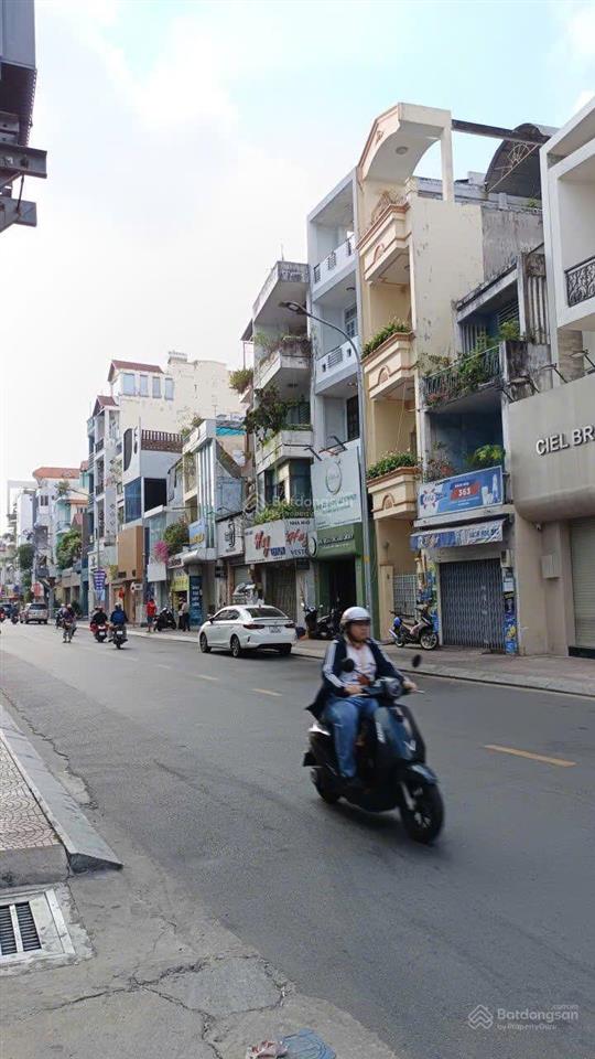 Hót! nhà mặt tiền gần nguyễn văn trỗi, huỳnh văn bánh, 7.5 x 20m, 3 tầng, p11, phú nhuận, chỉ 22 tỷ
