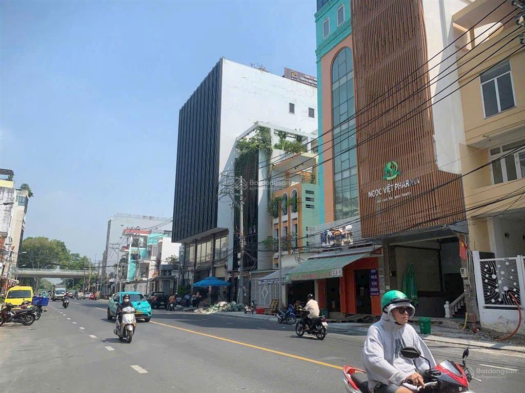 Hót! định cư bán gấp biệt thự 3 tầng st, ngang 9x 18m, hoàng hoa thám, p.13, tân bình, chỉ 35 tỷ
