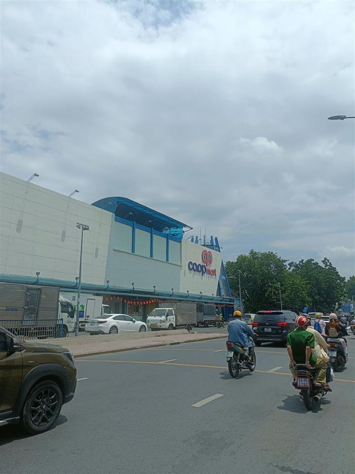 Hiếm! ngay siêu thị coopmart phú nhuận, dt 4x 20m, kc 4 tầng, đường nhựa 10m, p4, phú nhuận, 13.4tỷ
