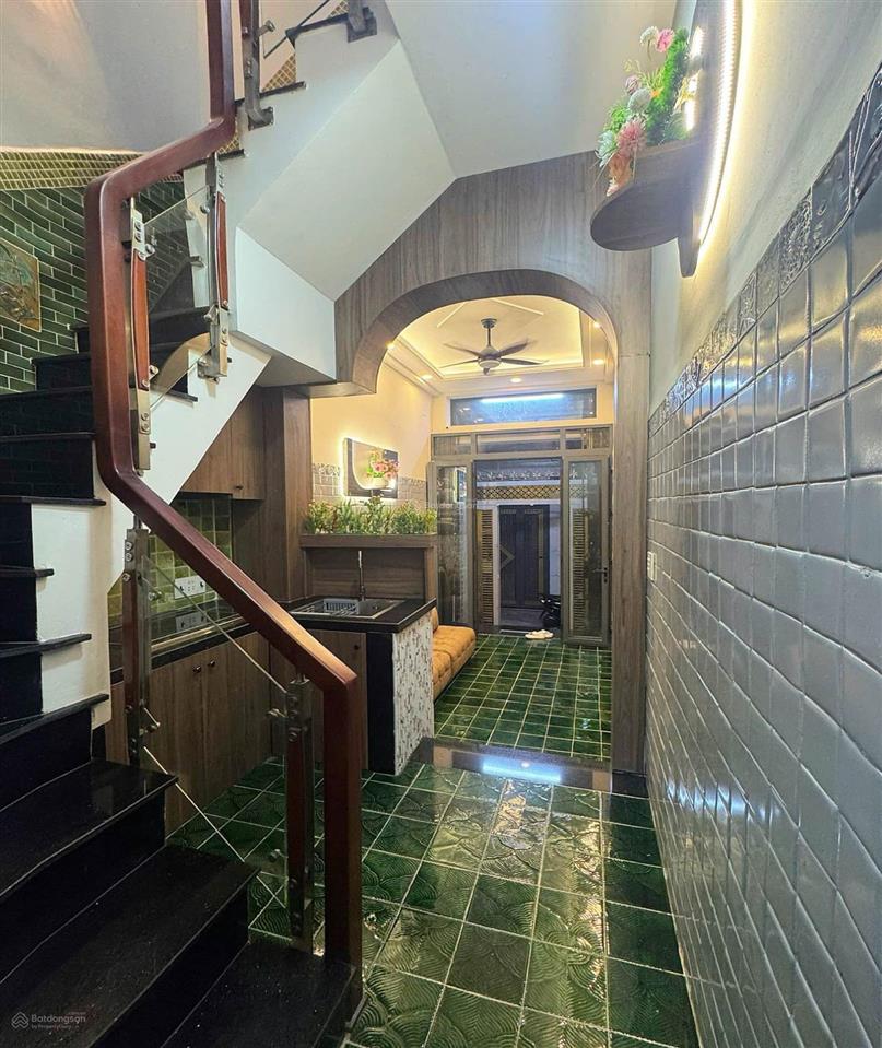 Bán nhà mặt phố 1051 hậu giang, 4,3 tỷ, 24 m2, view đẹp, chính chủ