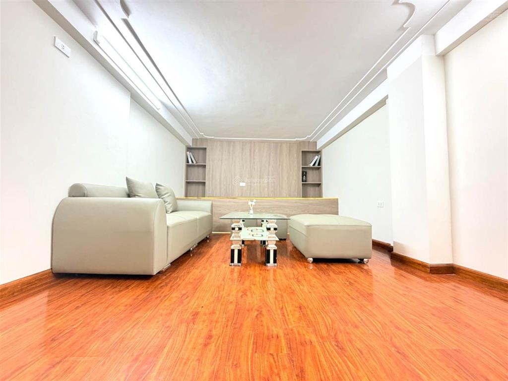 Bán nhà khuất duy tiến 6 tầng ngõ rộng giá 8 tỷ