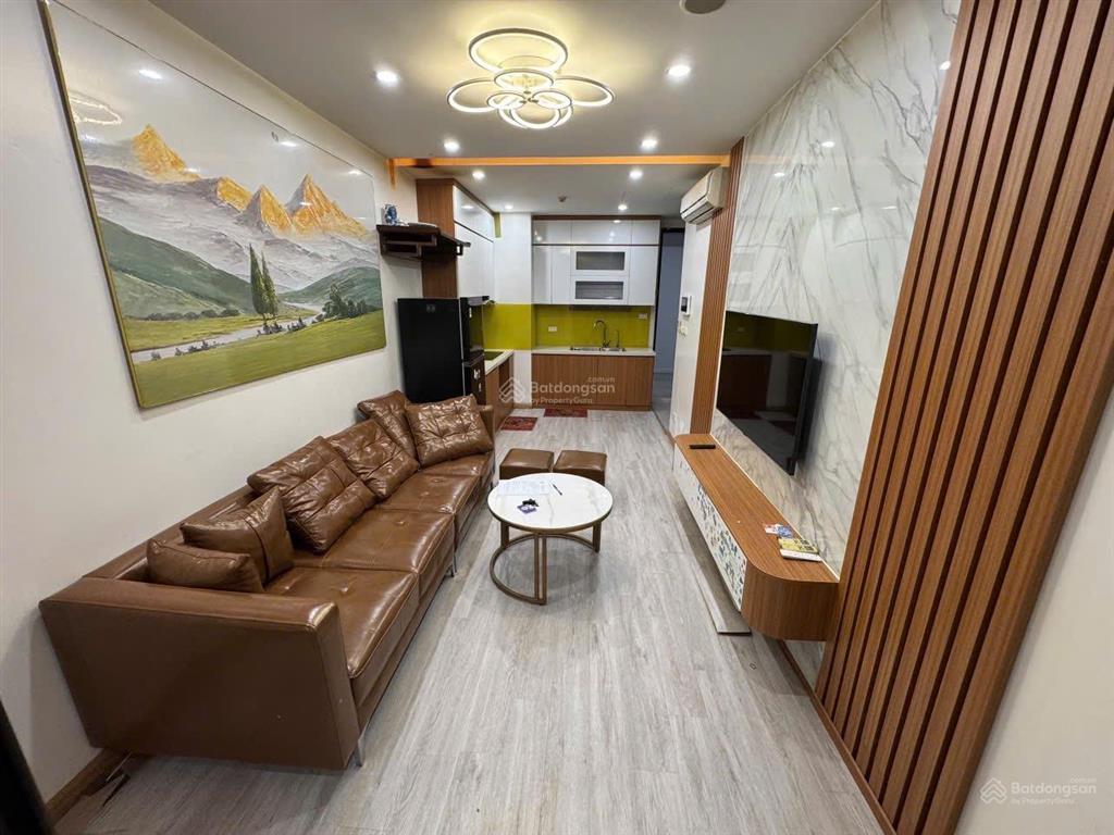 Cần bán nhanh căn 2pn b11 nam trung yên 70m2, 5 tỷ, sổ đỏ sẵn sàng giao dịch
