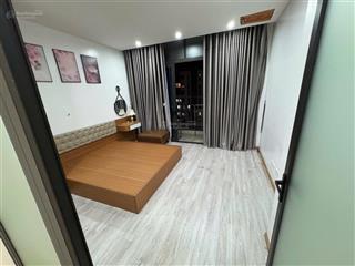 Cần bán nhanh căn 2pn b11 nam trung yên 70m2, 5 tỷ, sổ đỏ sẵn sàng giao dịch