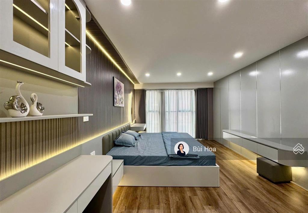 Giảm sâu, chính chủ cần bán gấp căn 3pn vinhomes dcapitale, full nội thất cao cấp, 103m2, 9 tỷ