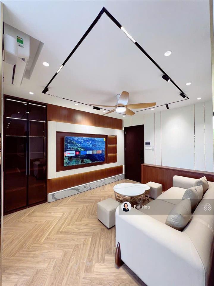Chính chủ bán gấp căn 2pn golden park cầu giấy 85 m2 , nt full, 9 tỉ