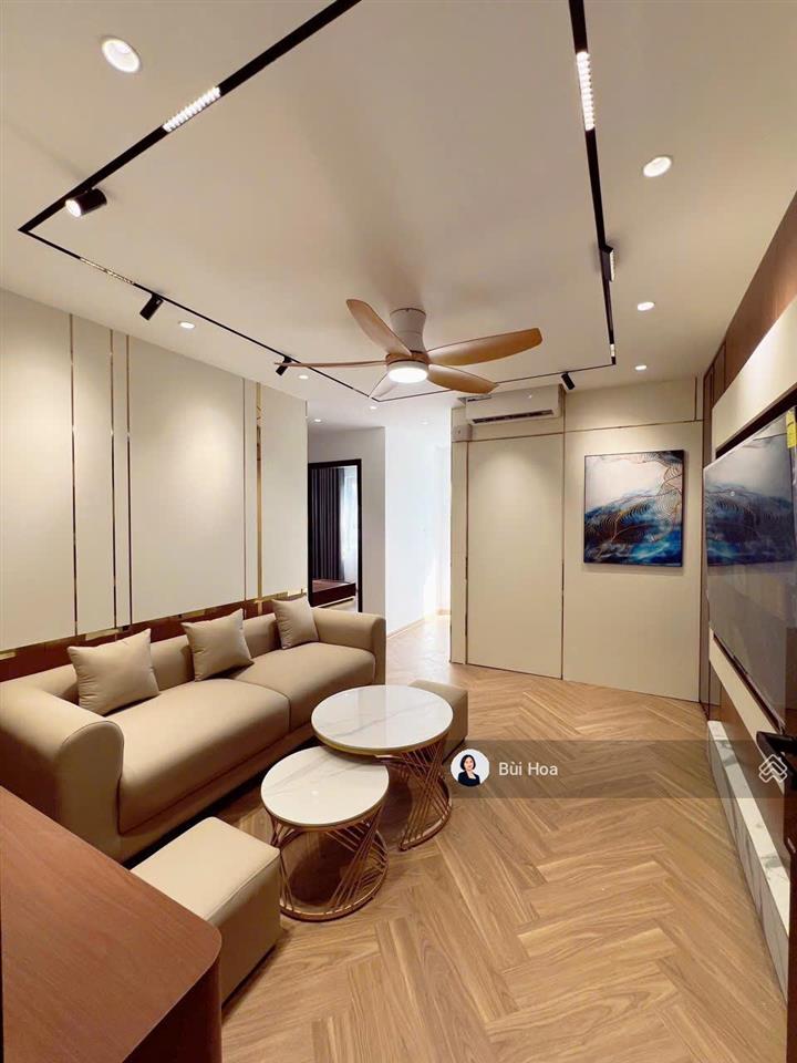 Chính chủ bán gấp căn 2pn golden park cầu giấy 85 m2 , nt full, 9 tỉ