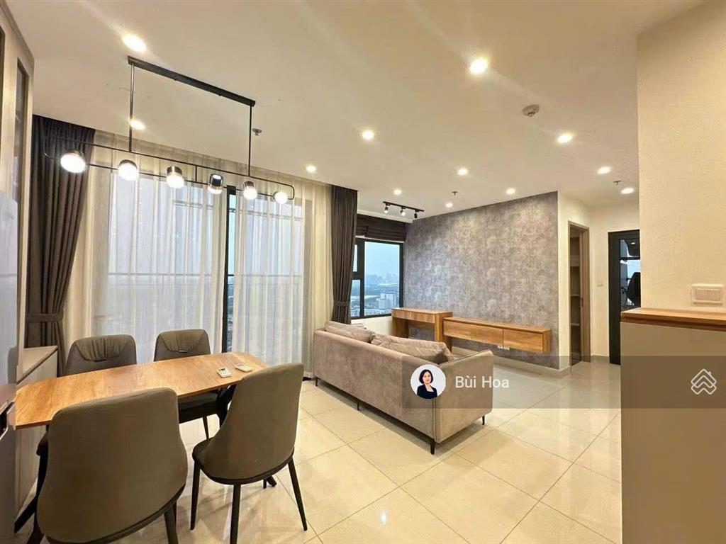 Giảm sâu, chính chủ bán căn 2pn kosmo tây hồ  75 m2 , nội thất full, 8 tỷ