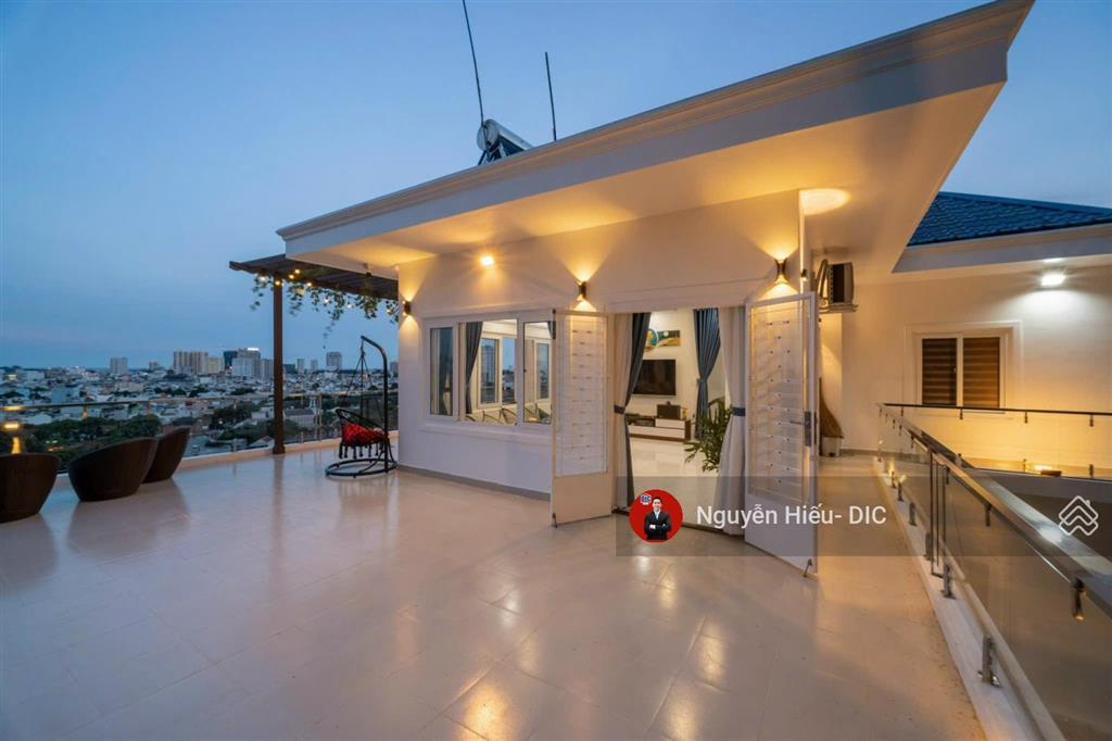 Cho thuê villa hồ bơi vô cực vũng tàu 6 phòng ngủ. giá 50 triệu/tháng  mr. hiếu dic