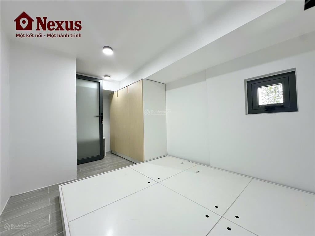 Cho thuê căn hộ duplex hai không gian ngủ ban công full nội thất ngay mặt tiền phạm văn bạch