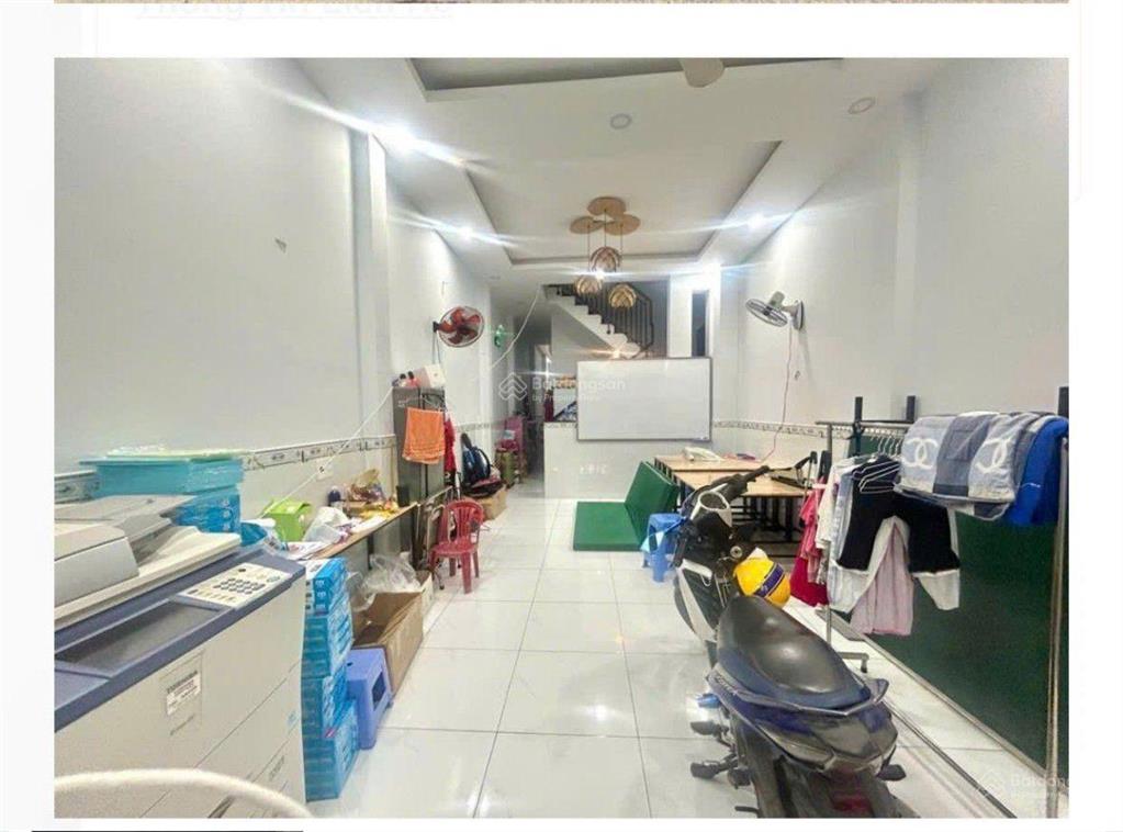 5,9tỷ nhà 2 tầng  hẻm 6m bình tân. 50m ra mt, chợ và khu dc bình thành đang cho thu 10tr