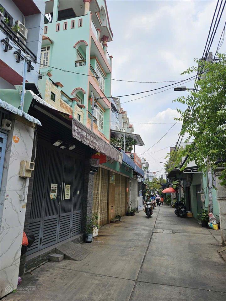Bán nhà chính chủ đường đất mới, bình trị đông quận bình tân nhà đẹp mới sách vali vào ở ngay