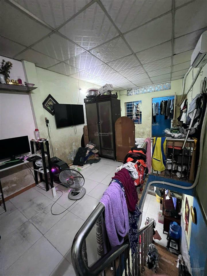 Cần bán gấp nhà đường bà hom phường phú lâm quận 6, giá chỉ 2,4m3
