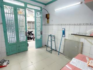 Hạ giá bán gấp 3 tỷ 50 triệu  địa chỉ đường văn thân, phường 8, quận 6