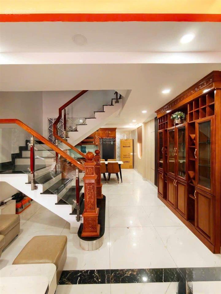 Nhà nguyễn quý yên kinh doanh sầm uất dt 45m2 gần chợ hoàn công đầy đủ chỉ 4,3 tỏi