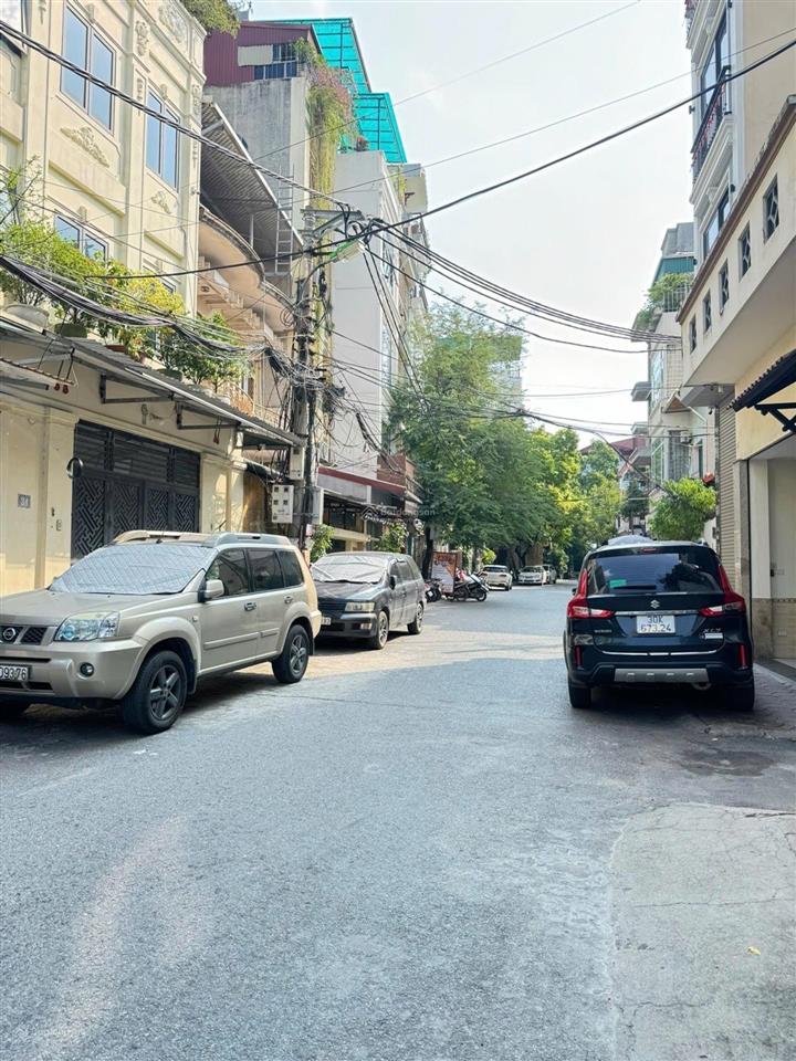 Duplex 6t long lanh, phân lô nguyễn sơnmt 5m, thang máy, mặt ngõ thông ô tô tải tránh, gara ô tô 7