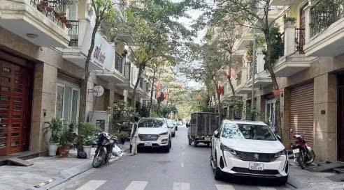 9tầng/ 33tỷ/ mt7m/building [vĩnh phúc] ba đình  4 ô tô tránh đỗ  vỉa hè rộng 3.5m  qh ổn định